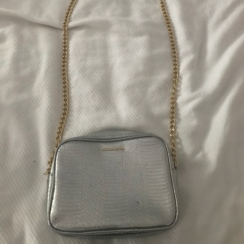 Victoria’s Secret cross body silver bag *NEW*